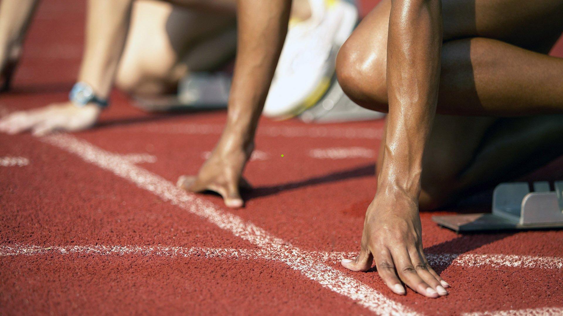 艾顿伤退引发球队调整 雷迪克强调轮换深度保持信心